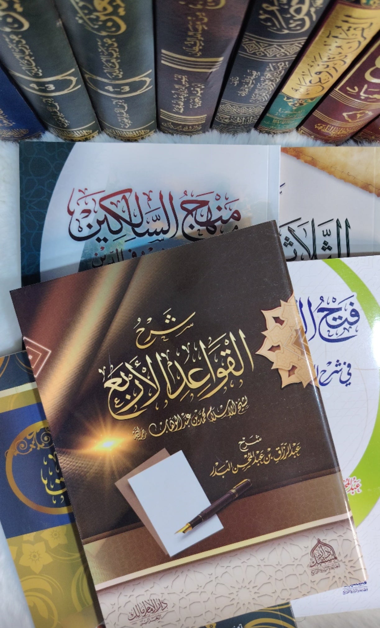 خمس كتب لاهل السنة والجماعة